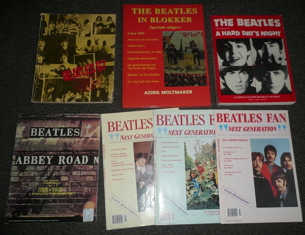 Beatles pakket – lot (boeken – bladen – bladmuziek) rare, Ophalen of Verzenden, Gelezen, Artiest, The Beatles