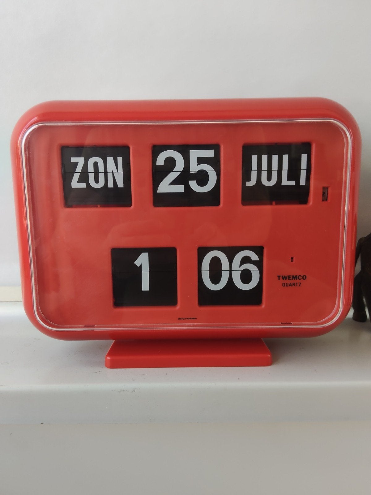 Twemco QD-35 Flipklok – Oranje/Rood – Nederlandse Kalender (, Ophalen, Huis en Inrichting