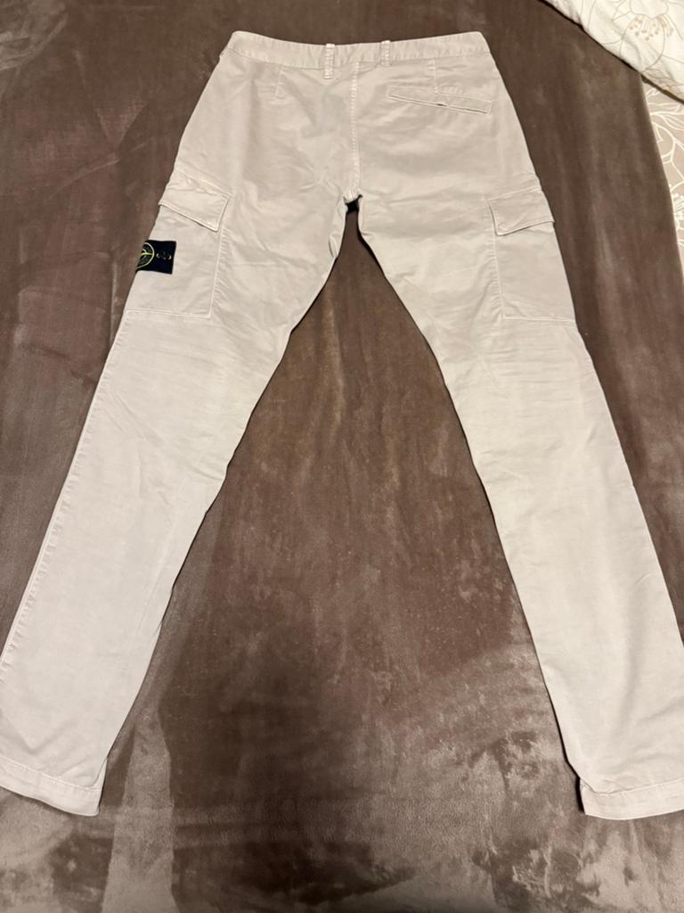 Stone Island Cargo Broek W30 - Zo goed als nieuw, Kleding | Heren, Ophalen, Zo goed als nieuw, Maat 46 (S) of kleiner, Beige