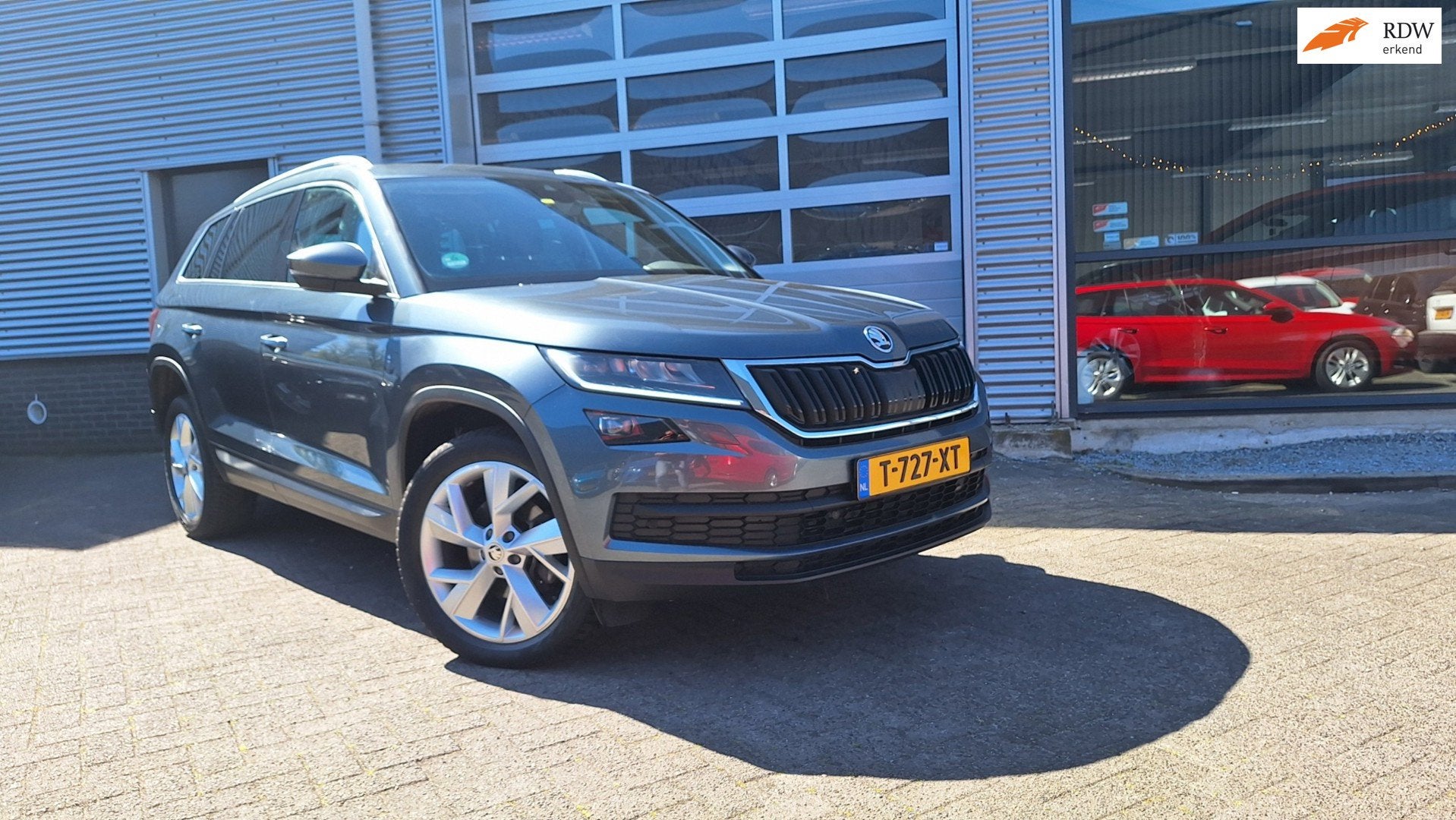 Skoda Kodiaq 1.5 TSI Business Edition 7pAutomaat*Ecc*Lm*Crui, Auto's, Skoda, Stof, 4 cilinders, 150 pk, 7 stoelen