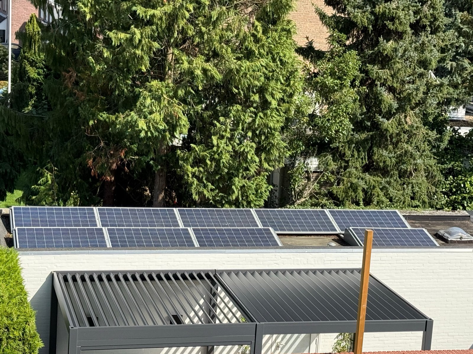 Zonnepanelen systeem met GoodWe omvormer (2500W), Ophalen, Gebruikt, Compleet systeem, 200 wattpiek of meer