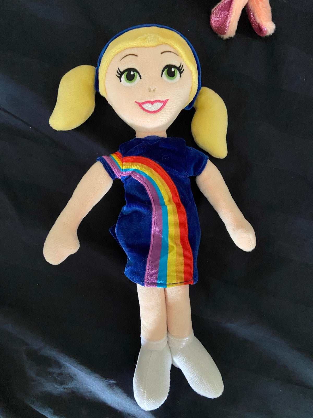 Knuffelpop met regenboogjurk K3, Gebruikt, Overige merken, Overige karakters, Overige typen