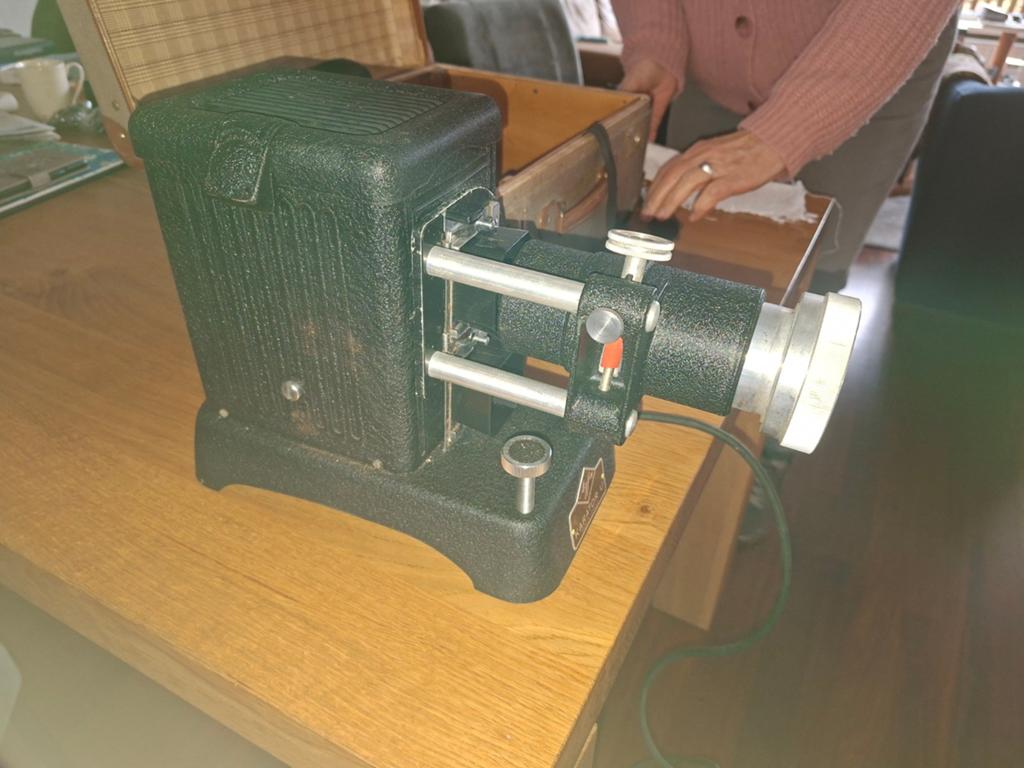 Vintage Agfa Karator U Diaprojector met Koffer, Ophalen of Verzenden, Gebruikt