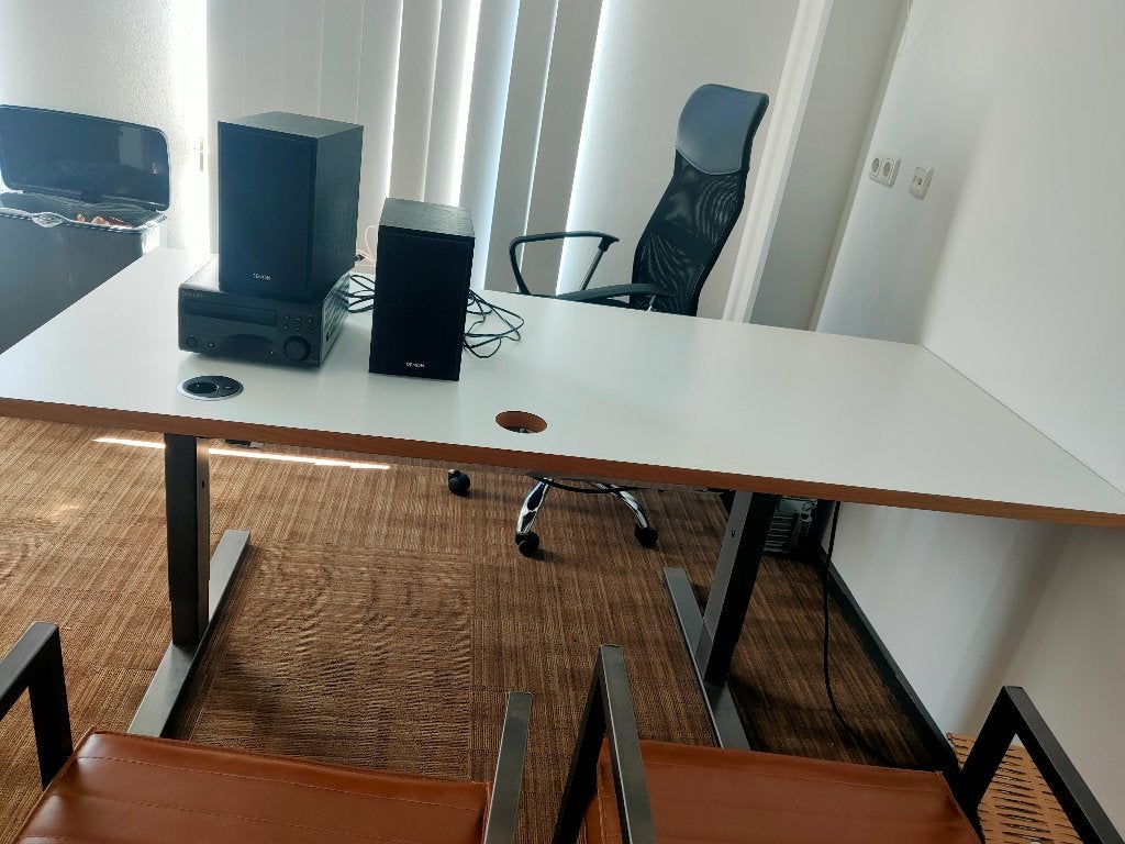 kantoormeubilair goede kwaliteit, Receptie of Entree, Ophalen, Gebruikt, Complete inventaris
