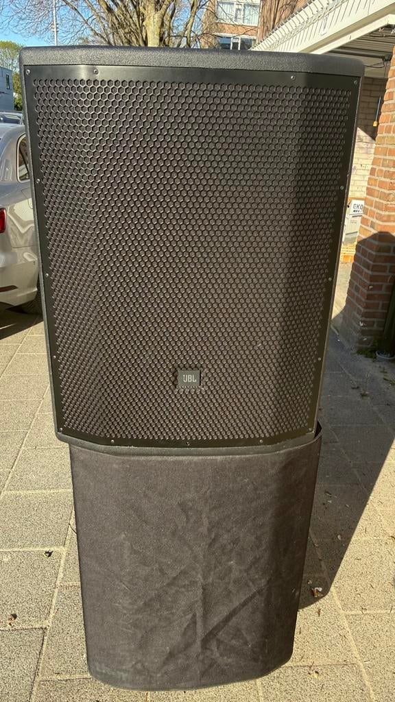 JBL PRX818XLFW (paar), Ophalen, Zo goed als nieuw, 120 watt of meer, Subwoofer