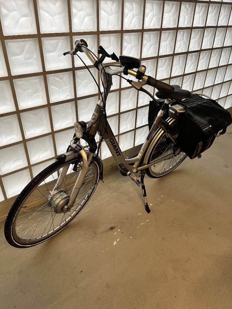 Elektrische fiets Giant Twist _Accu sleutel ontbreekt, Ophalen, Gebruikt, Giant