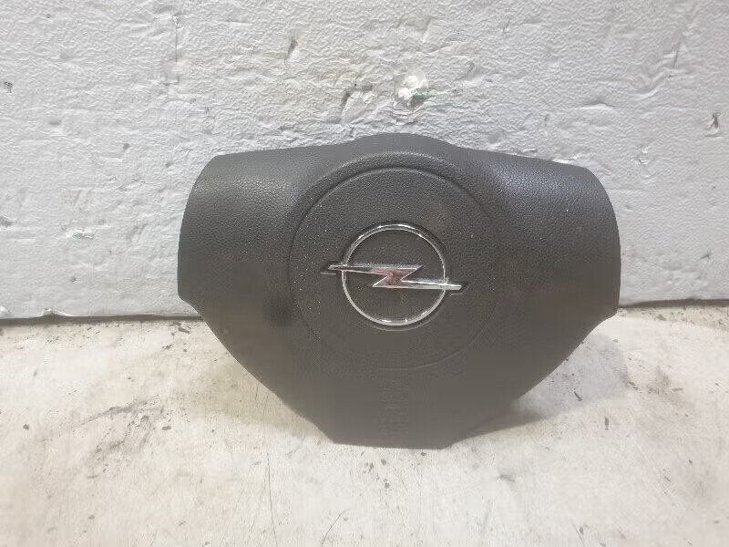 AIRBAG STUUR Opel Zafira (M75) (13-111-348), Bahnhofsplatz 65423 Rüsselsheim am Main, DE, Gebruikt, Opel, Opel Automobile GmbH