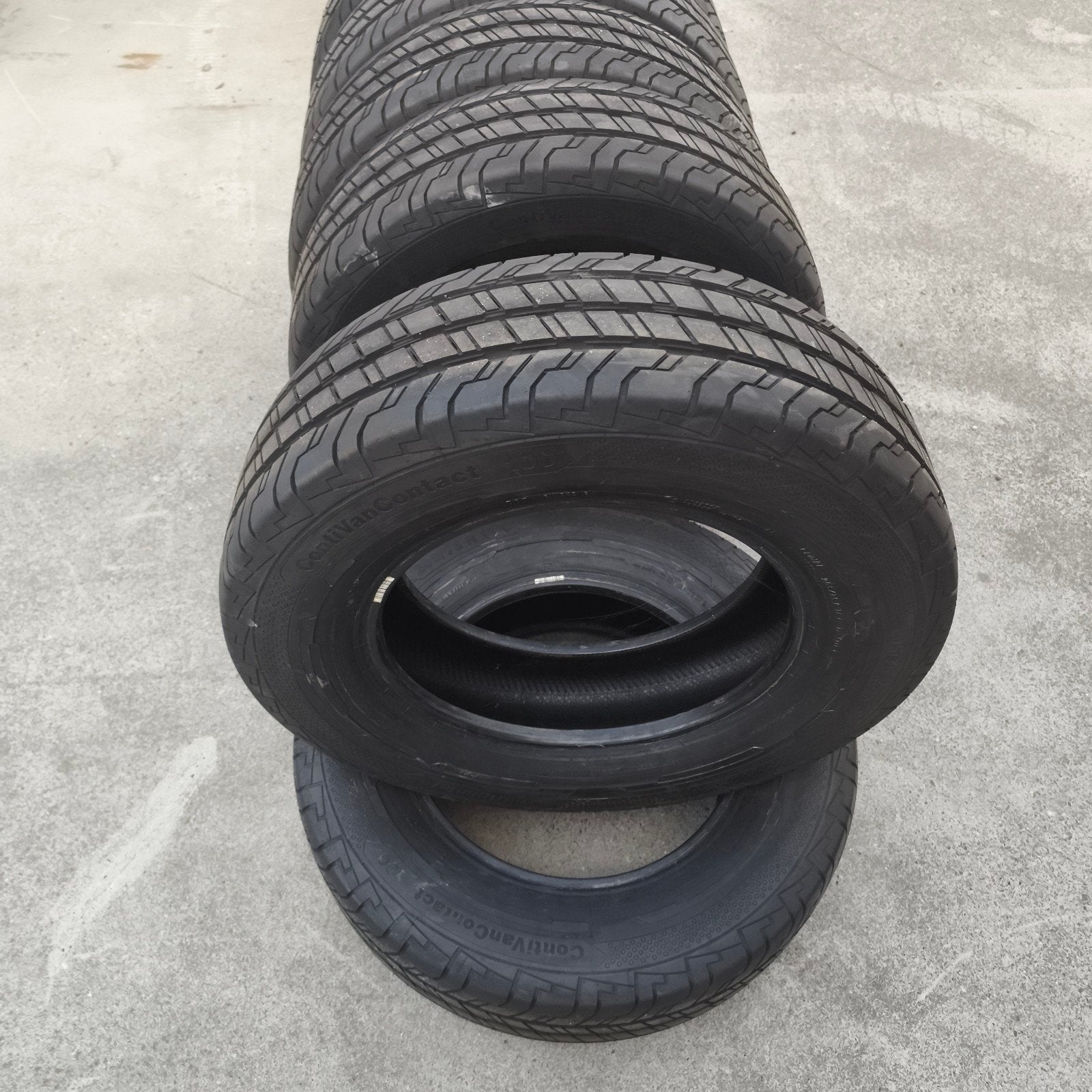 ContiVanContact 100 banden - 205/75 R16 C, Ophalen, 16 inch, 205 mm, Band(en)