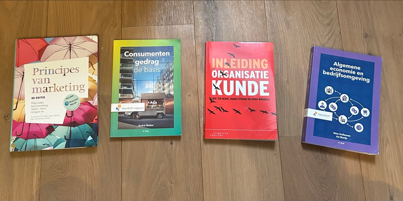 Commerciele economie boeken, Boeken, Ophalen of Verzenden, Gamma, Gelezen, HBO