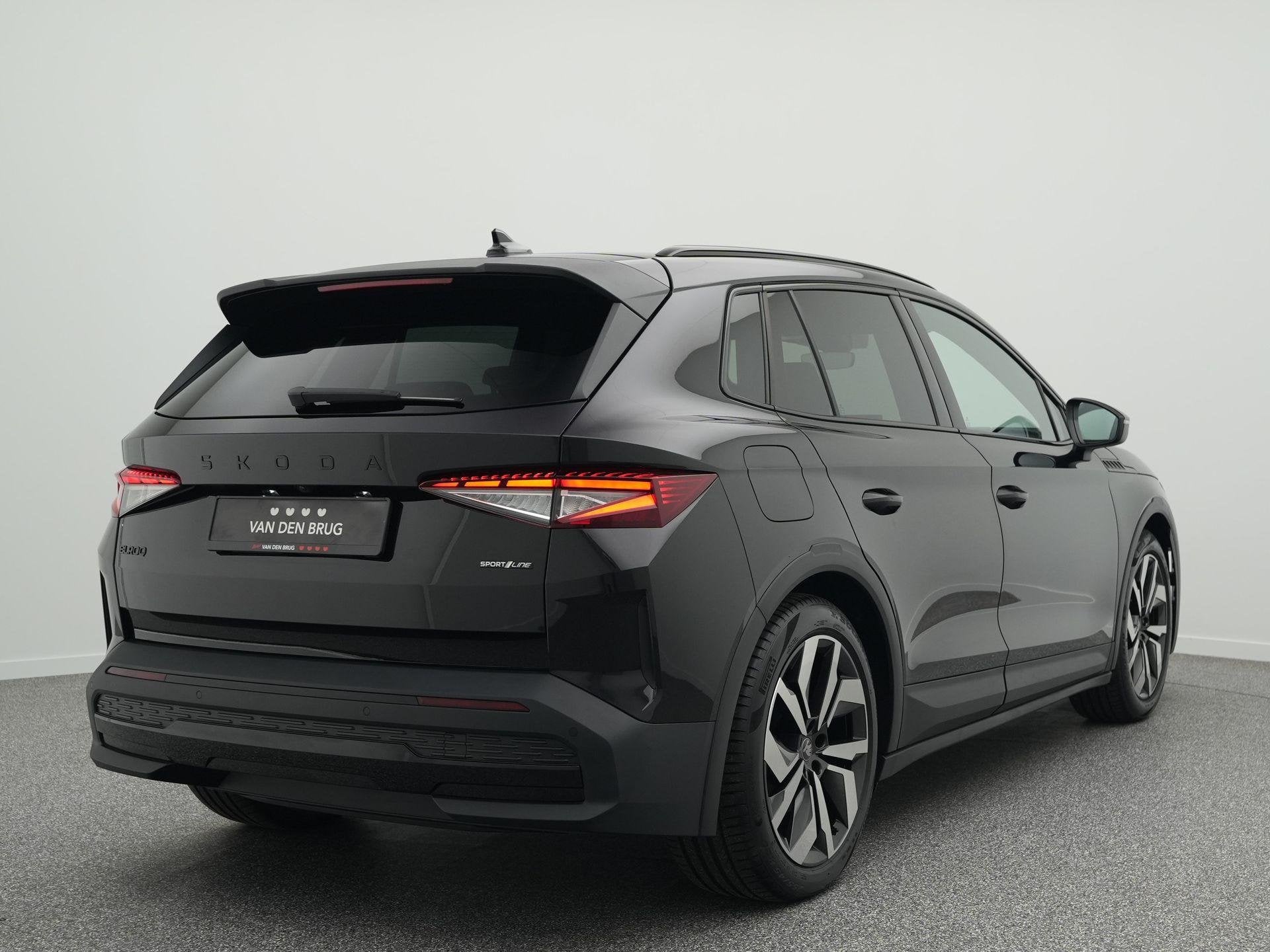 Skoda Elroq 85 Sportline | SoH 100% | Elektr. achterklep | L, Auto's, Automaat, Achterwielaandrijving, Gebruikt, Zwart