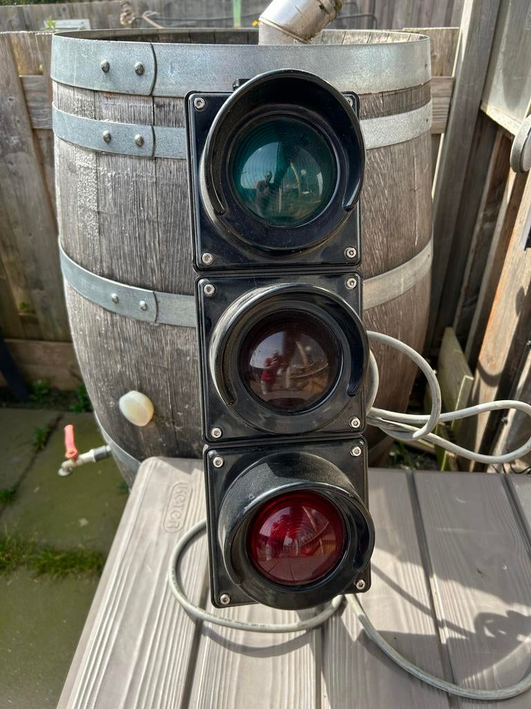 Verkeerslicht /stoplicht 24 volt, Verzamelen, Ophalen of Verzenden