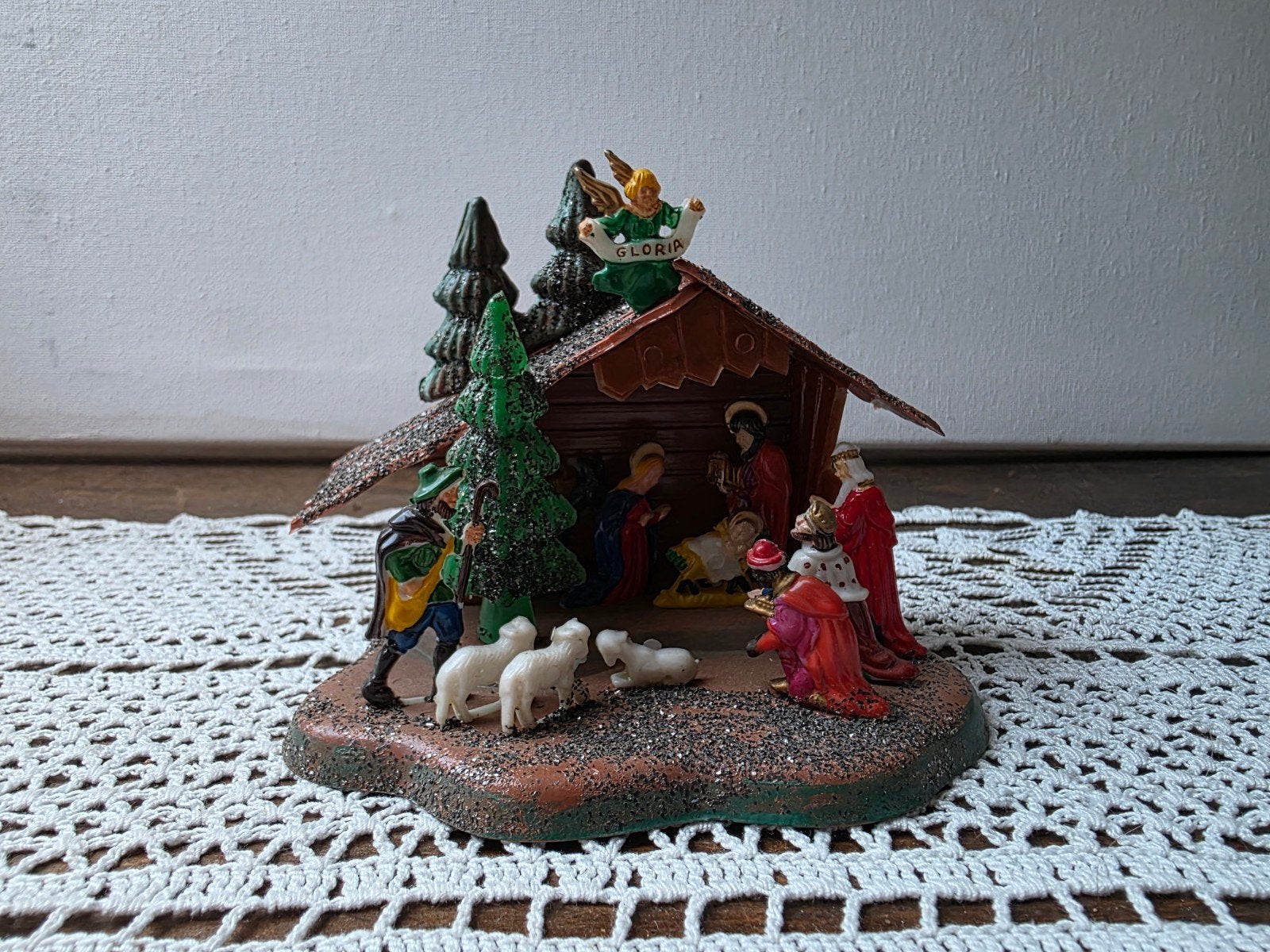 Miniatuur kerst kerststal, Diversen, Ophalen of Verzenden, Zo goed als nieuw