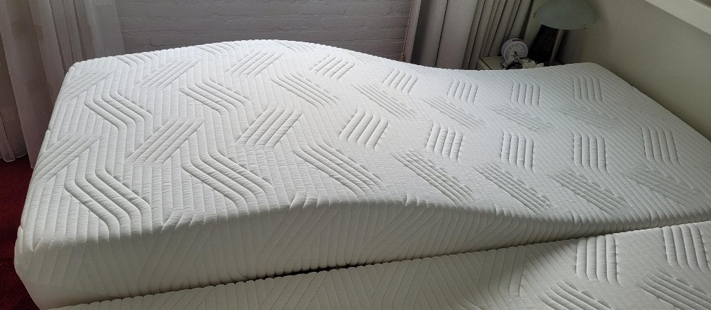 Tempur matras 90x200 2021 Prima cooltouch zgan  €200, Ophalen, 90 cm, Eenpersoons, Zo goed als nieuw