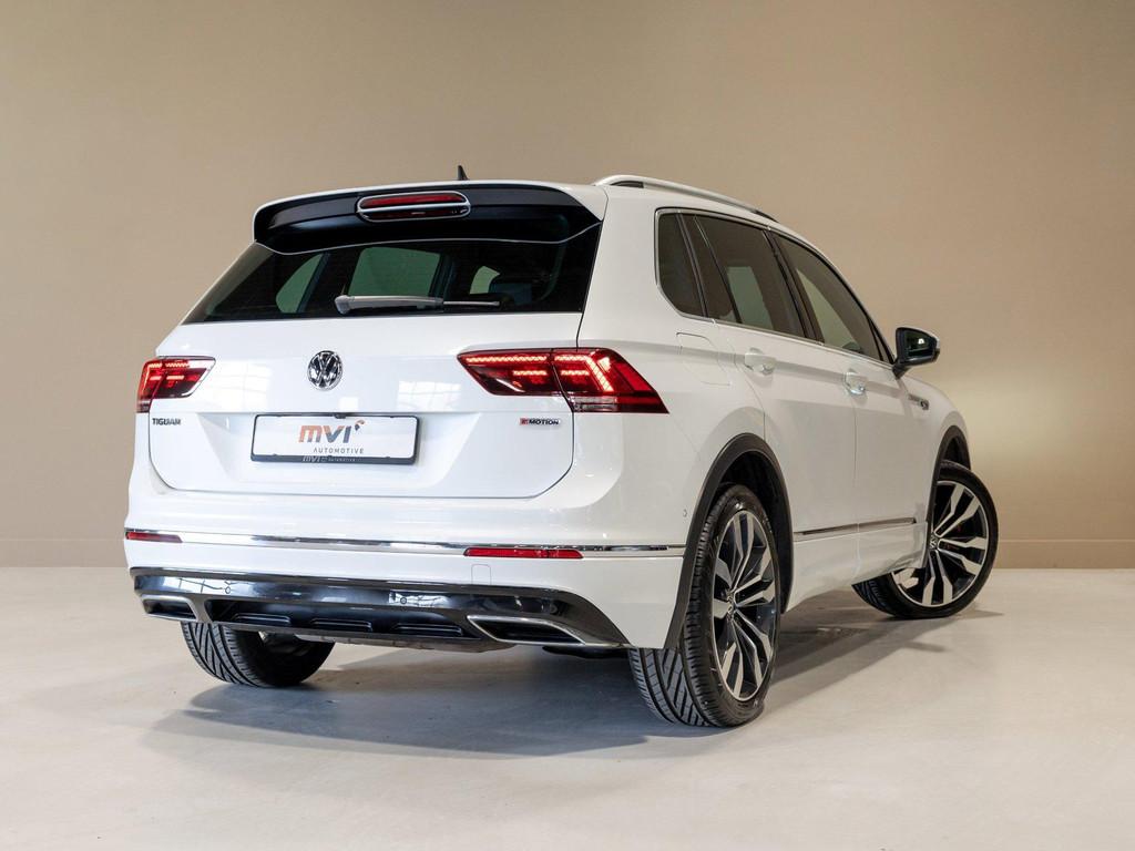 Volkswagen Tiguan 2.0 TSI 4Motion 2x R-Line / 230pk / Panora, Auto's, Automatische klimaatregeling, Gebruikt, 4 cilinders, 2500 kg