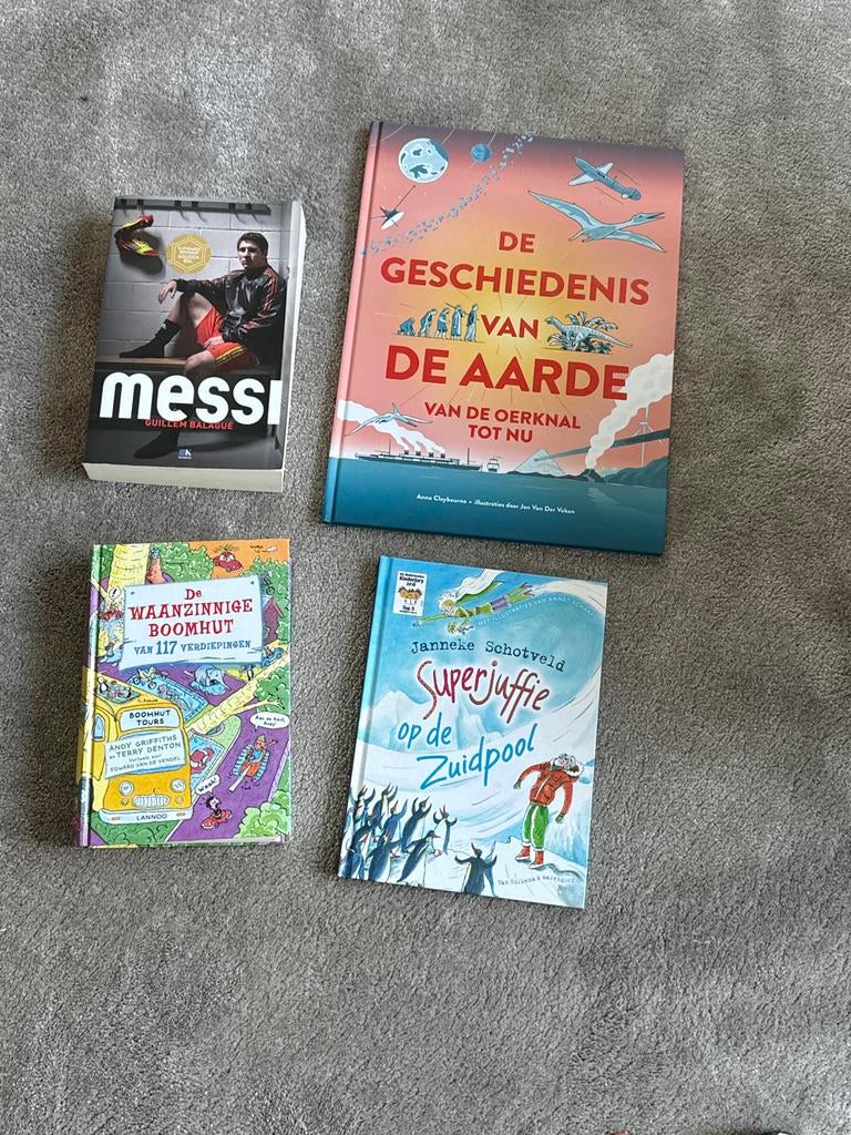 Kinderboeken: Messi, Boomhut, Superjuffie, Geschiedenis Aard, Ophalen of Verzenden, Zo goed als nieuw, Fictie algemeen