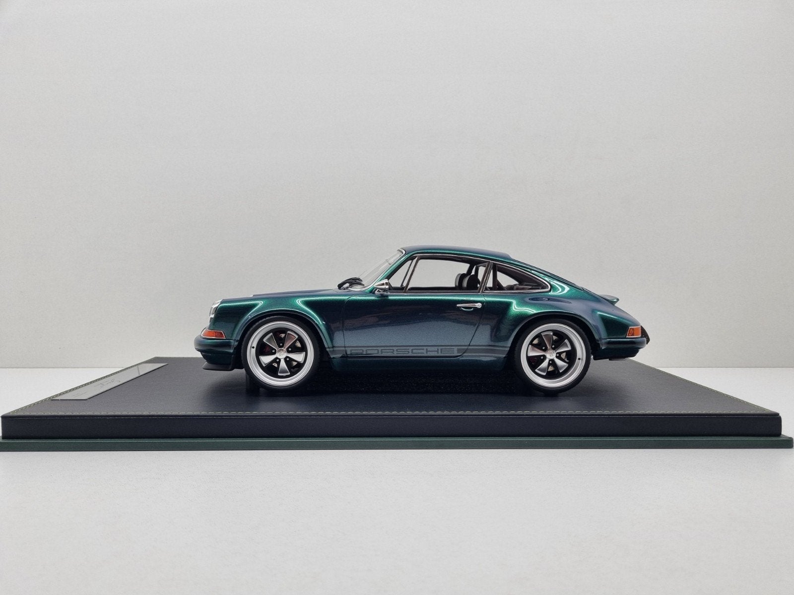 1:12 Ivy Merit Porsche 911 Singer "Open Hood" 1/30 1:12 Nieu, Ophalen of Verzenden, Nieuw, 1:9 t/m 1:12, Auto