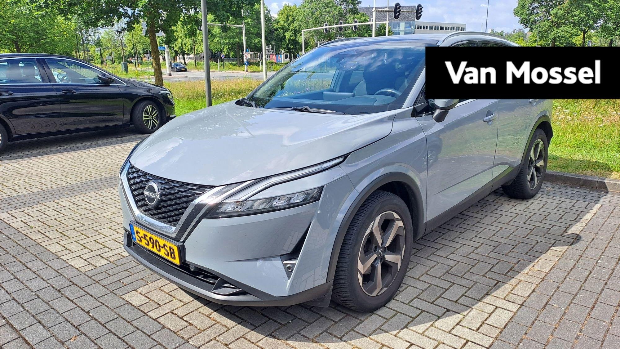 Nissan Qashqai 1.3 MHEV Xtronic N-Connecta AUTOMAAT | PANORA, 12 maanden, Stof, Euro 6, Automatische klimaatregeling