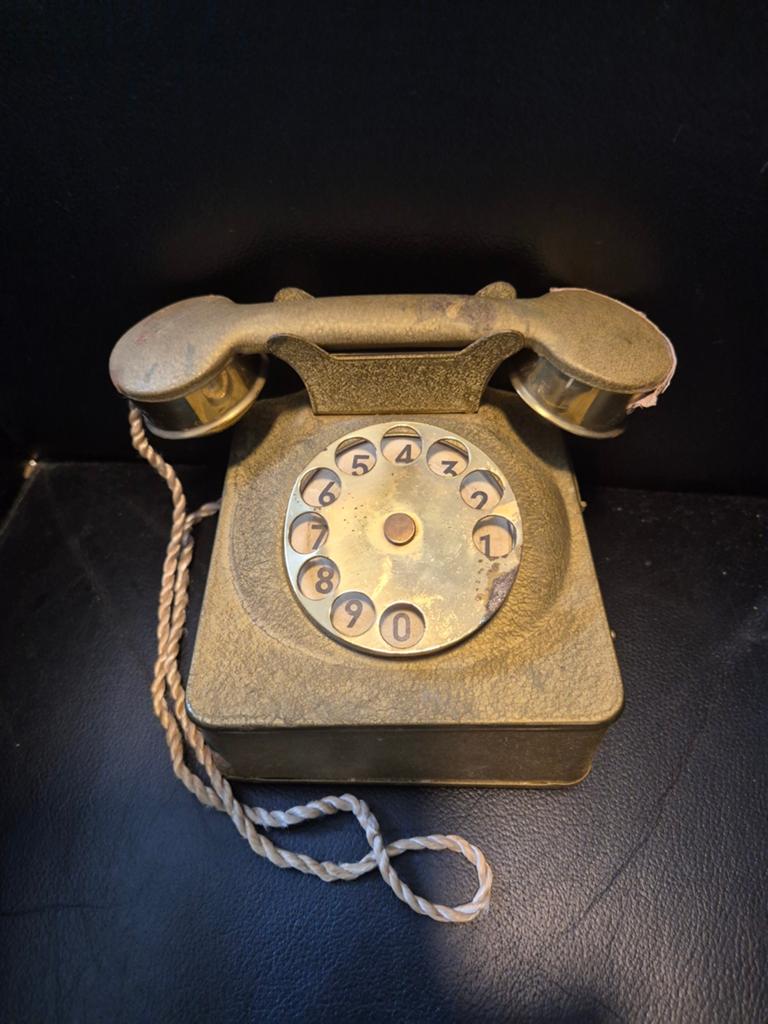 2 antieke telefoons - decoratief, Ophalen of Verzenden