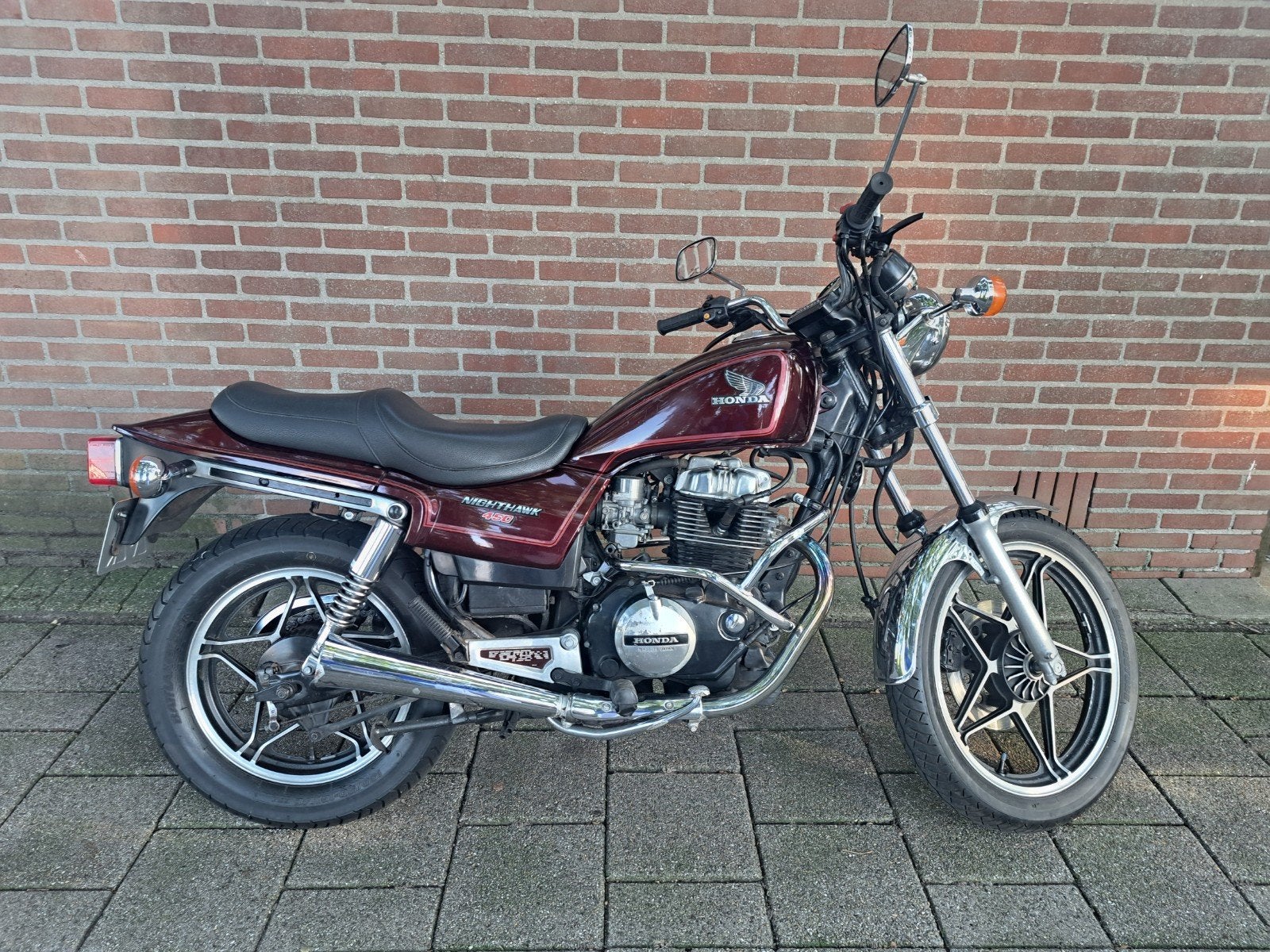 Honda Night Hawk 450