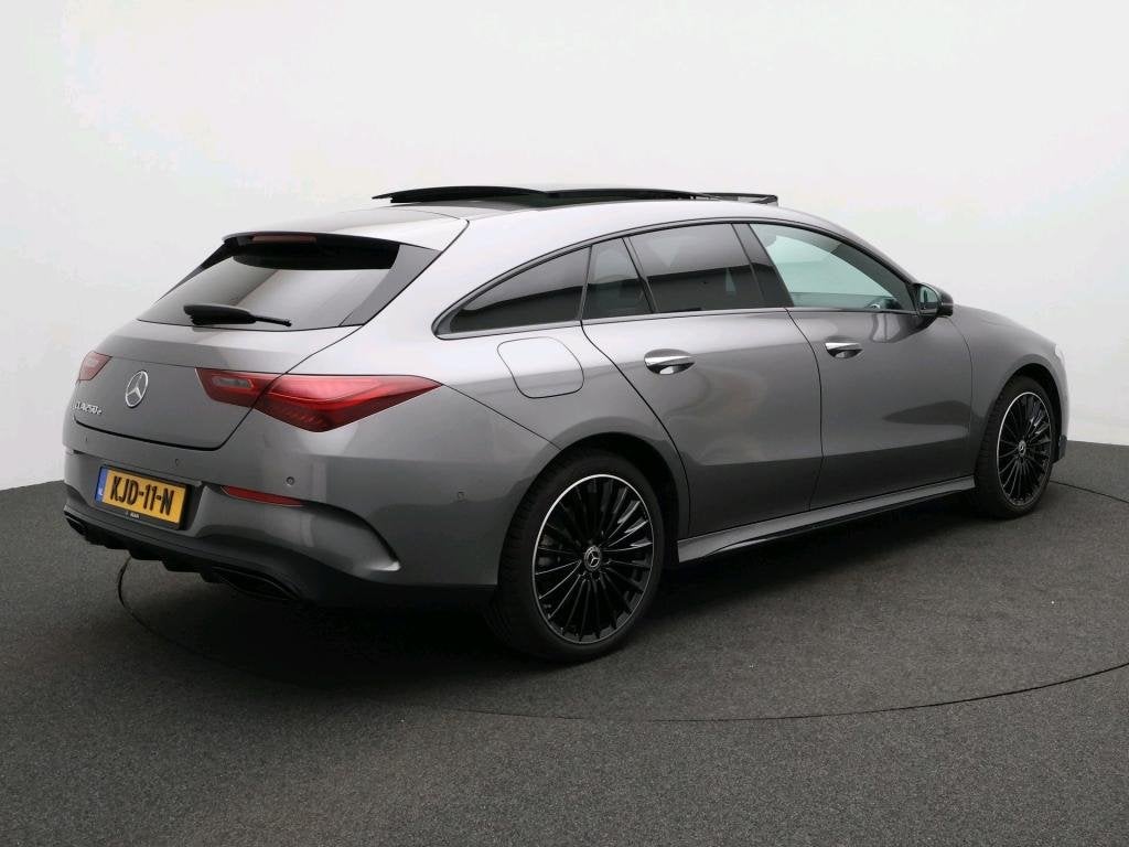 Mercedes-Benz CLA-Klasse Shooting Brake 250 e AMG NIghtpakke, 15 kWh, Hybride Elektrisch/Benzine, 1600 kg, Zilver of Grijs