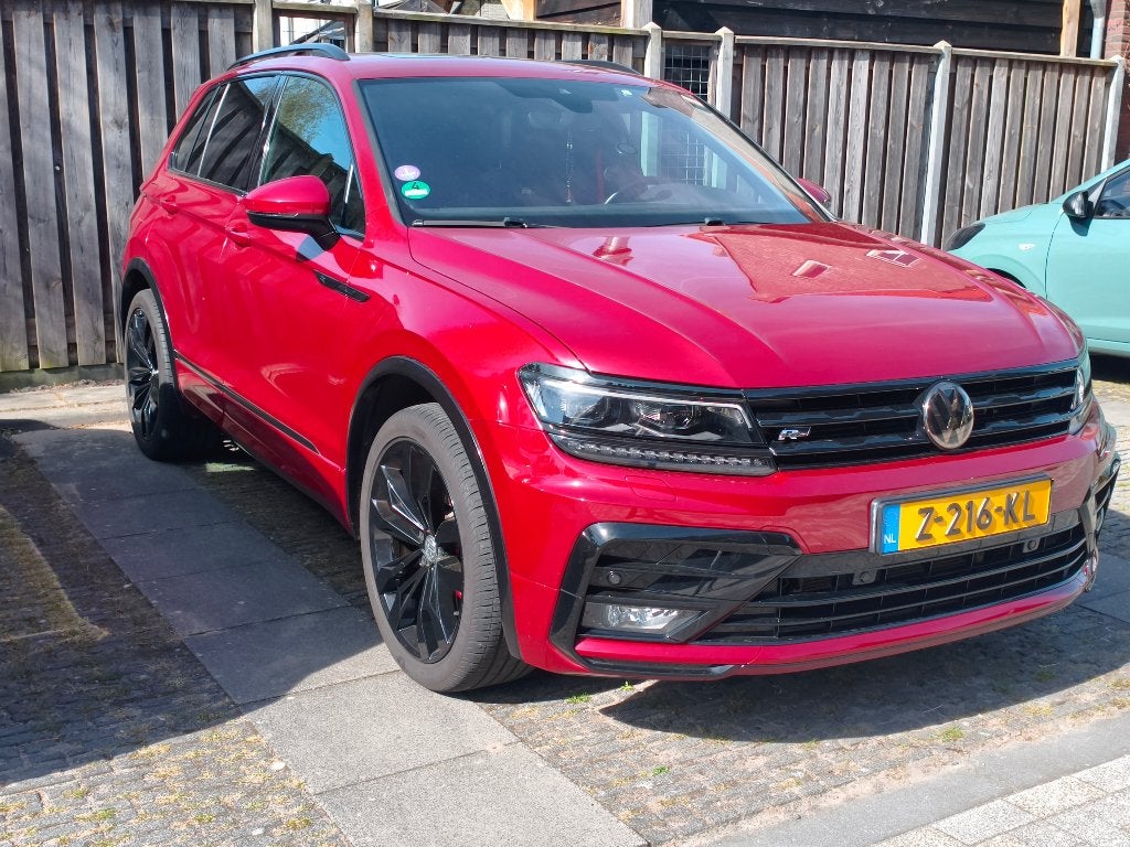 Volkswagen Tiguan 2.0TSI 230PK 4Motion A7 2018 Standkachel, Auto's, Startonderbreker, 1984 cc, 2500 kg, Leder