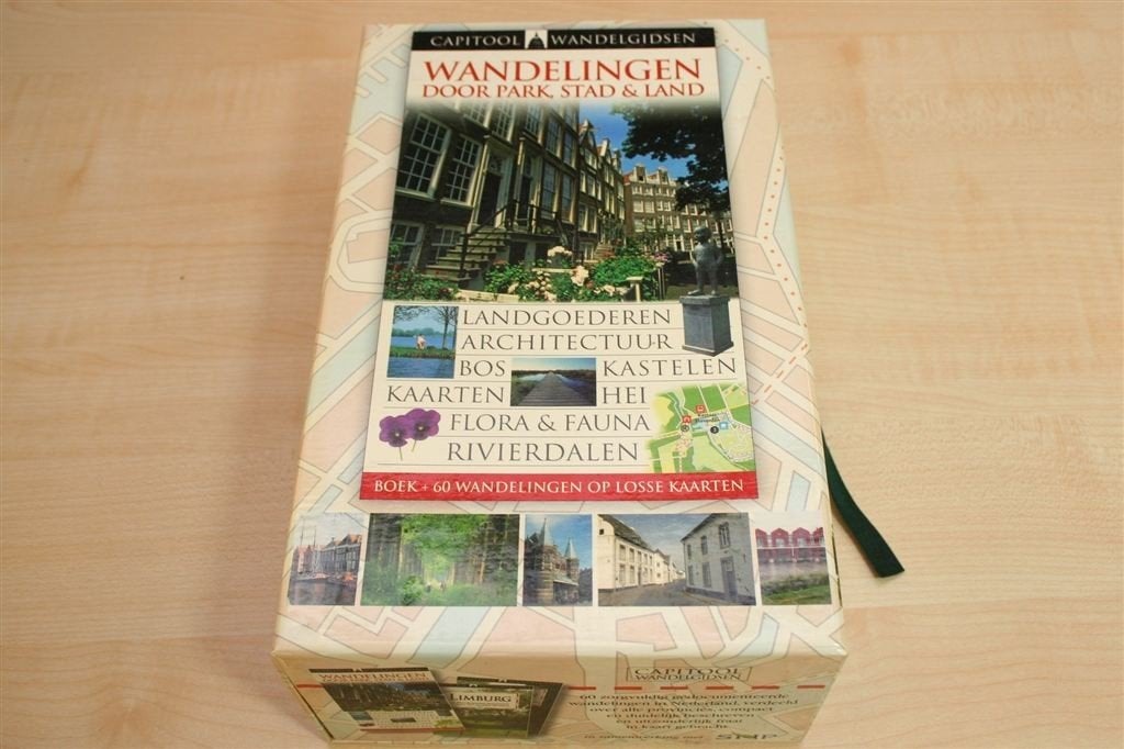Wandelbox SNP & Capitool — Boek met 30 Wandelkaarten, Boeken, Ophalen of Verzenden, Zo goed als nieuw