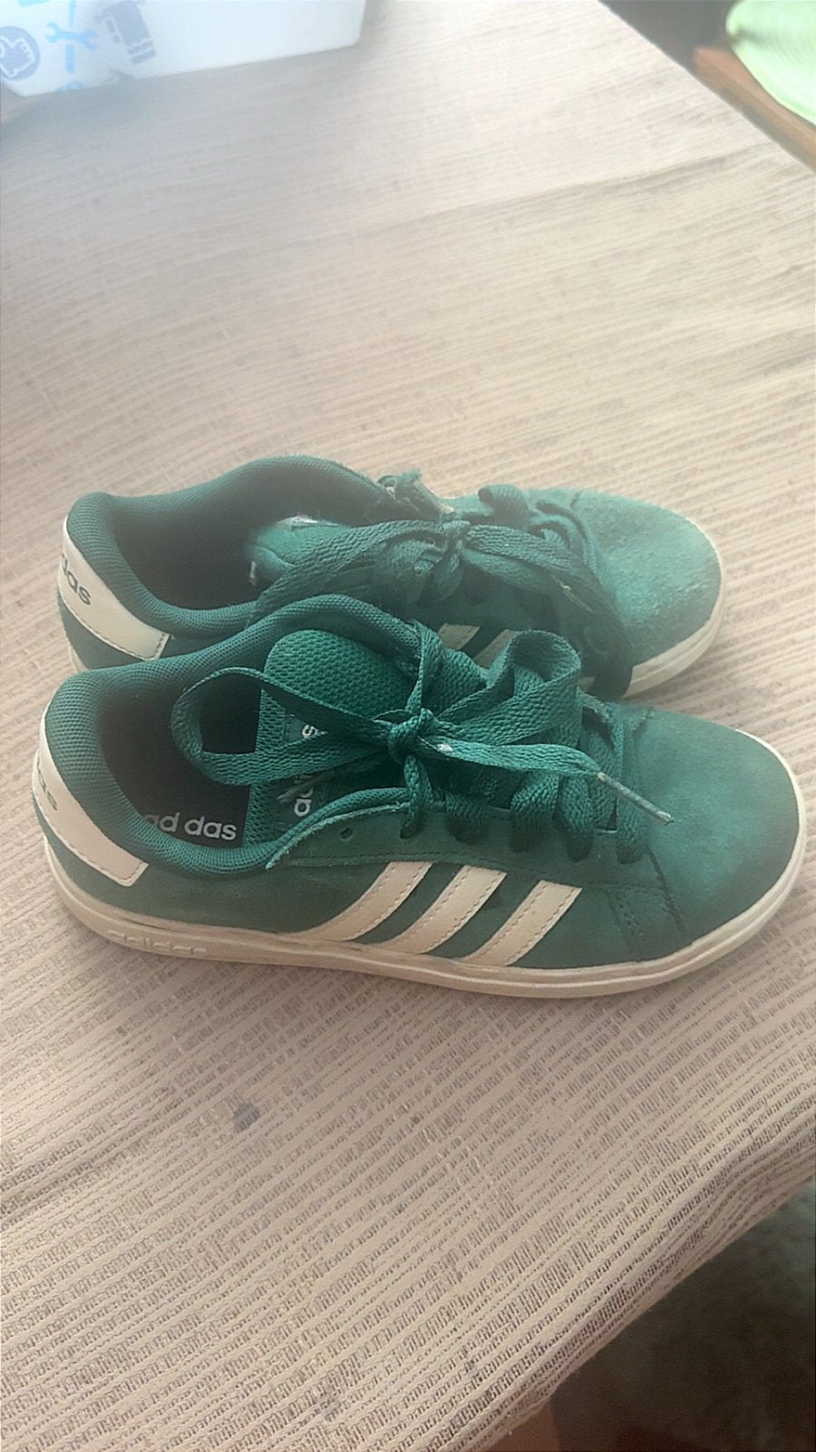 Adidas sneakers groen maat 33, Ophalen of Verzenden, Gebruikt, Jongen of Meisje, Schoenen