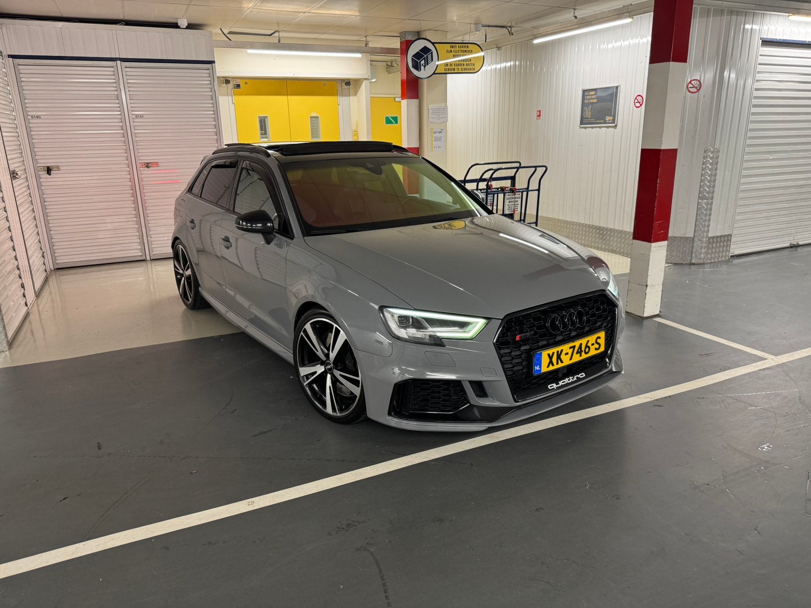 Audi RS3 DAZA Apple Carplay 2017 Pano Virtual Blindspot B&O, Automaat, Zwart, RS3, Leder