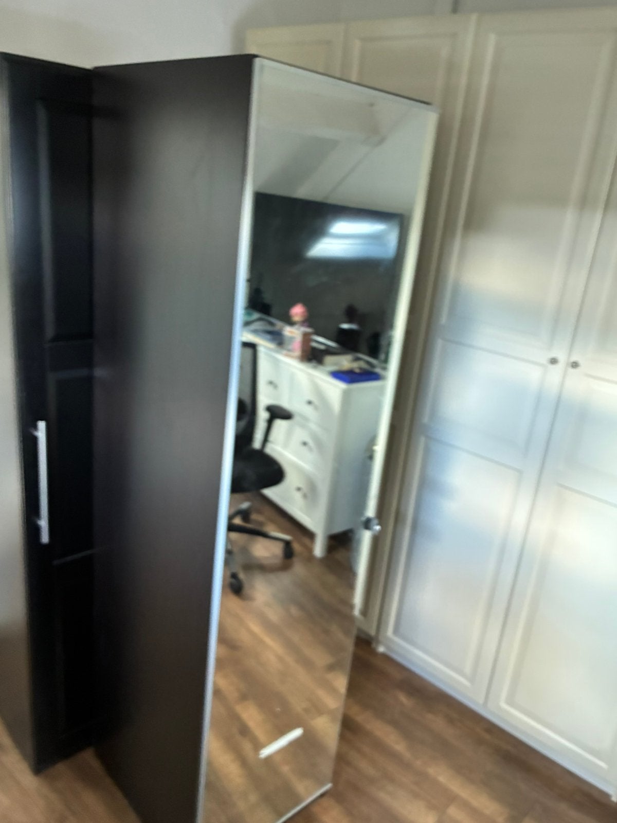 IKEA PAX kledingkast met spiegeldeur – zwart – 201 cm hoog, Huis en Inrichting, Ophalen, Zo goed als nieuw, 50 tot 75 cm, 200 cm of meer