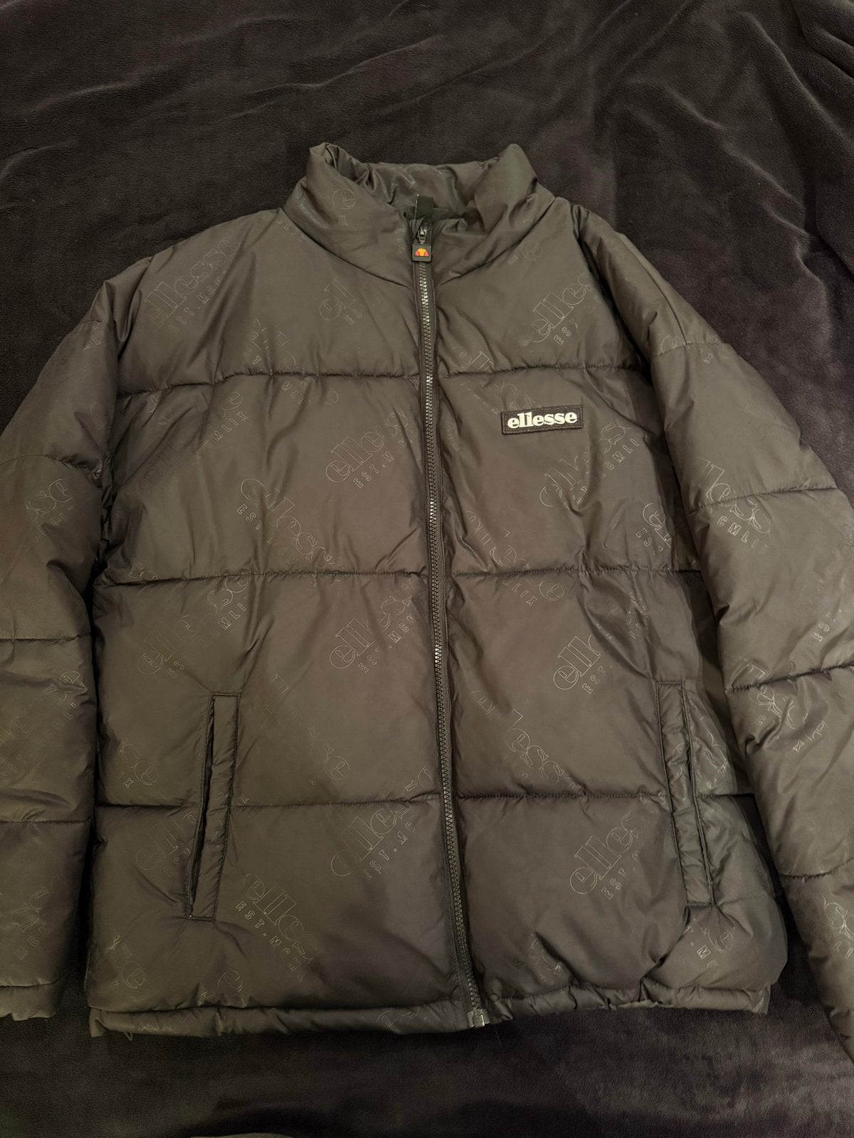 Ellesse Puffer Jacket - Zwart - Maat M, Kleding | Dames, Jassen | Winter, Ophalen of Verzenden, Zo goed als nieuw, Maat 38/40 (M)