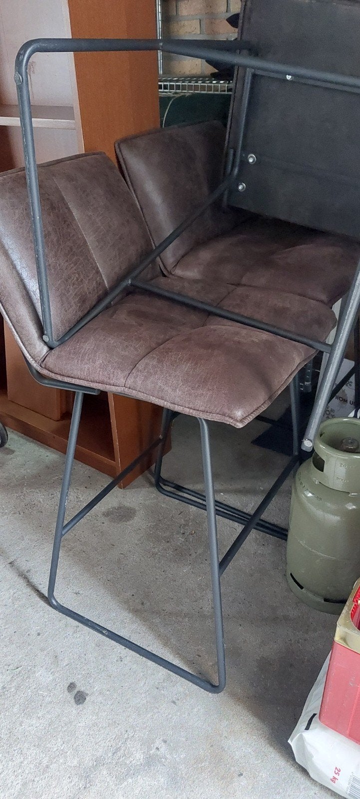 3 bruine vintagelook/lederlook barkrukken met rugleuning, Huis en Inrichting, Barkrukken, Ophalen, Met voetsteun, 60 tot 90 cm