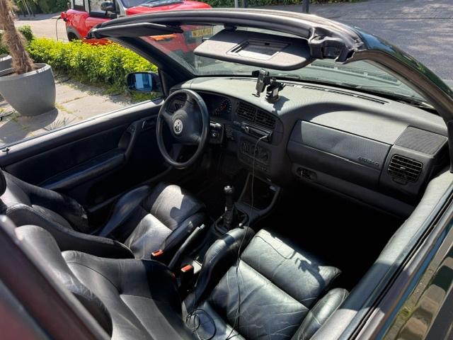 Volkswagen Golf 1.6 Cabriolet 74KW 1998 Groen, Auto's, Zwart, 4 cilinders, Cabriolet, 4 stoelen