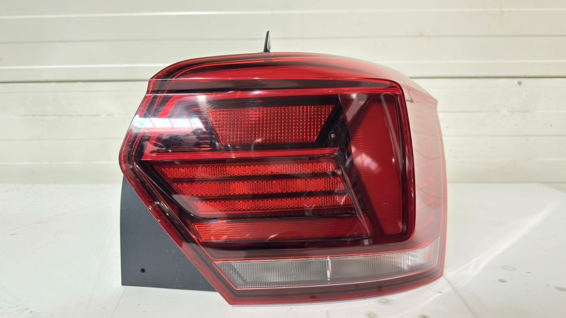 Volkswagen Polo 2G rechter achterlicht rechts 2G0945096B