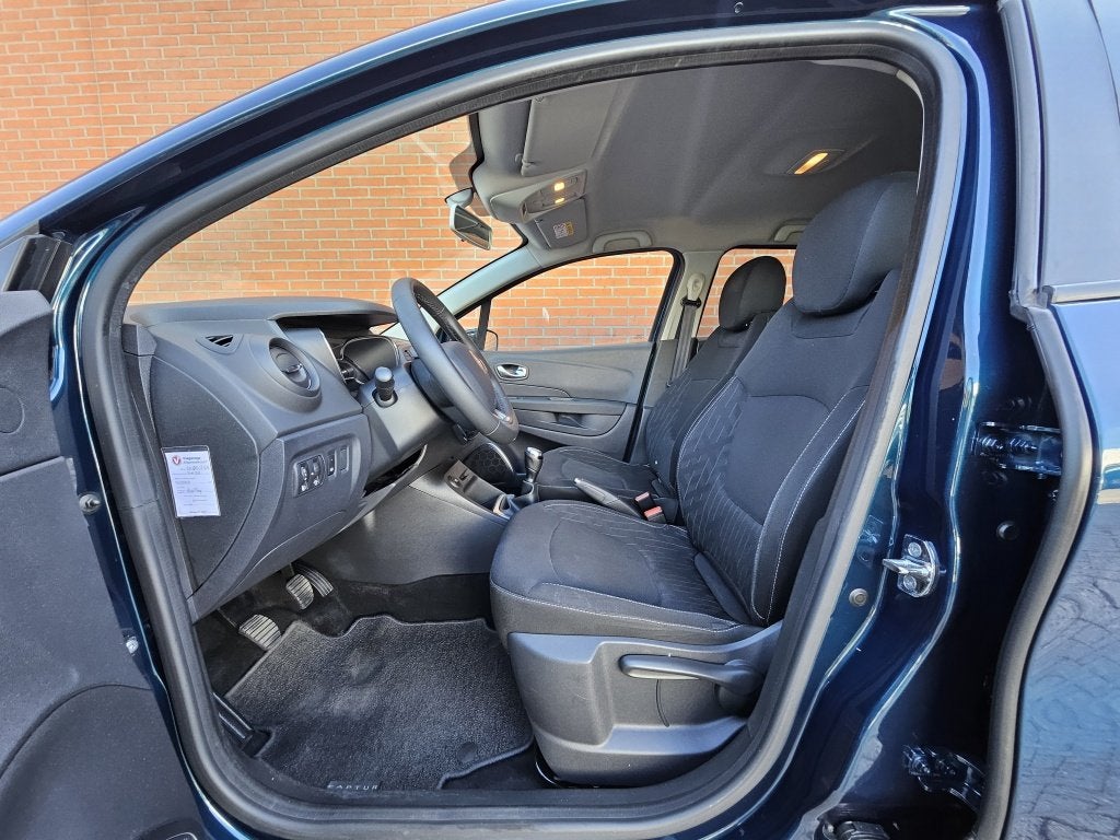 Renault Captur 0.9 TCe Limited Parkeersensoren Navigatie Air, Keurmerk '100% Onderhouden', Gebruikt, Euro 6, Blauw