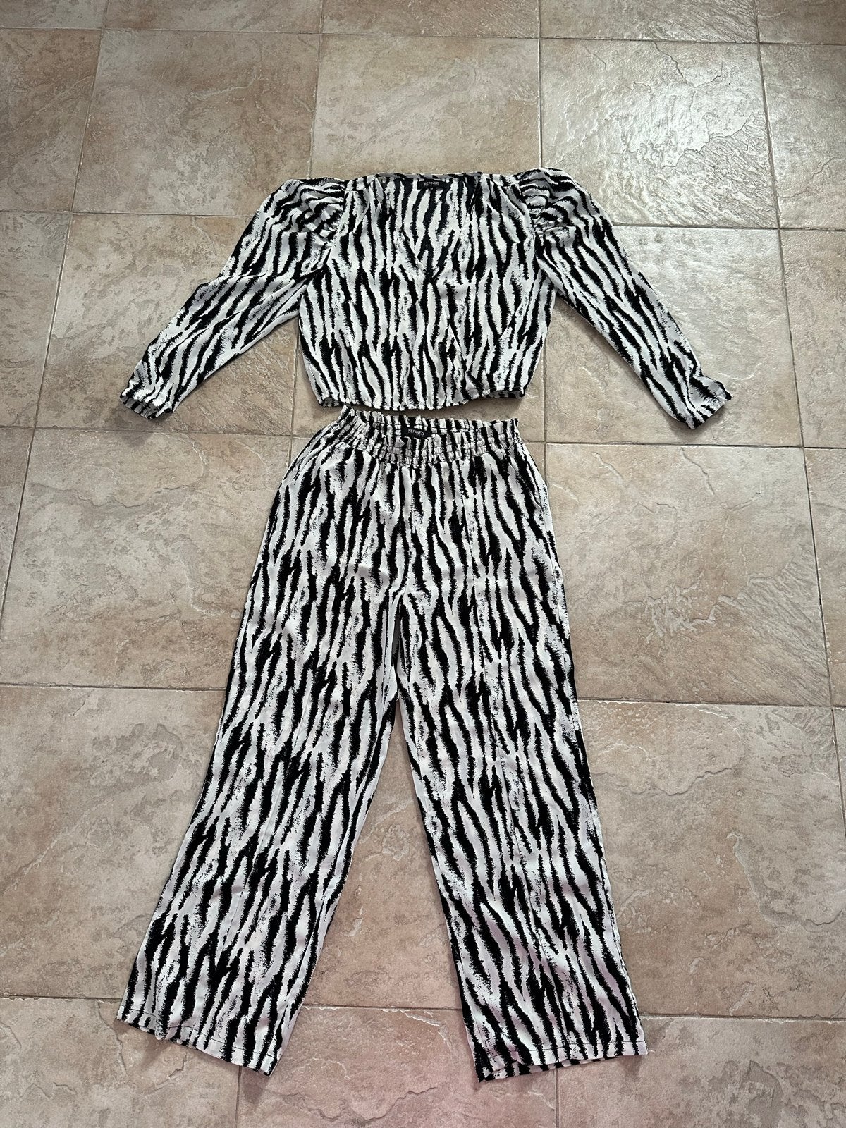 Refined Department Zebra Set - Broek & Blouse Maat M, Maat 38/40 (M), Kostuum of Pak, Zwart, Ophalen of Verzenden