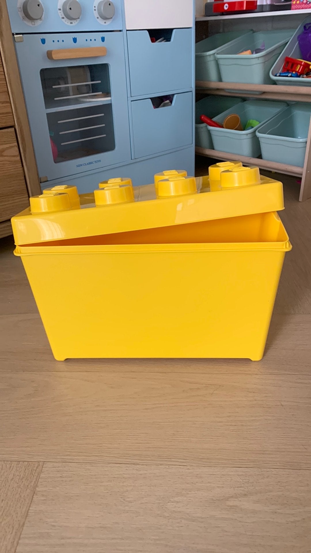Leuke gele lego opberg bak met deksel, Ophalen, Gebruikt