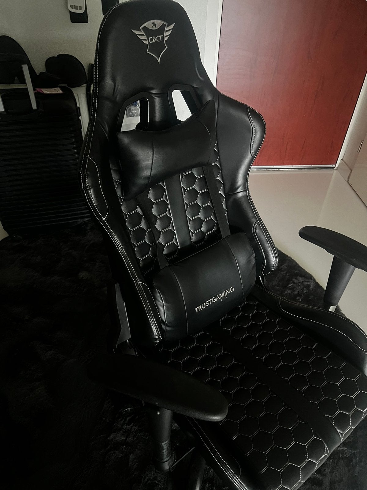 Trust gxt gaming chair, Ophalen of Verzenden, Zo goed als nieuw, Zwart, Bureaustoel