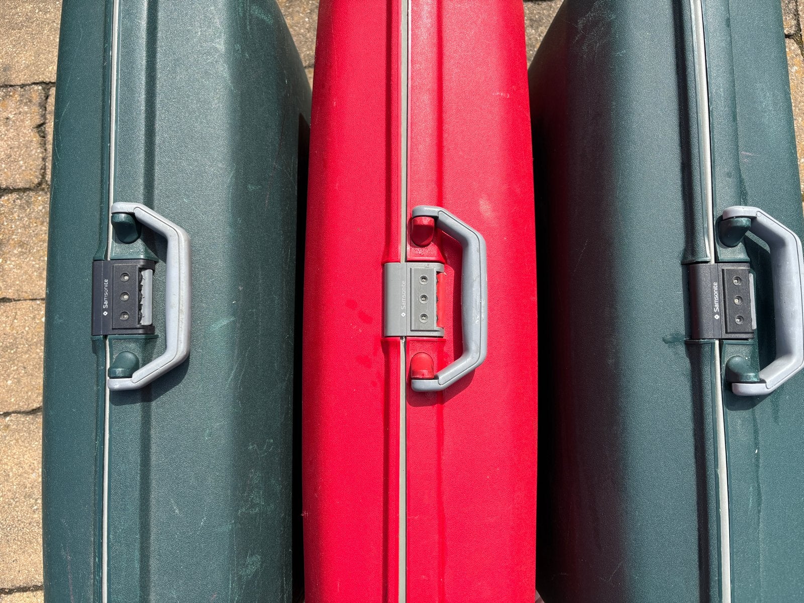 Samsonite Koffers - Set van 3 (2x Groen, 1x Rood), Ophalen, Gebruikt, Hard kunststof, 45 tot 55 cm