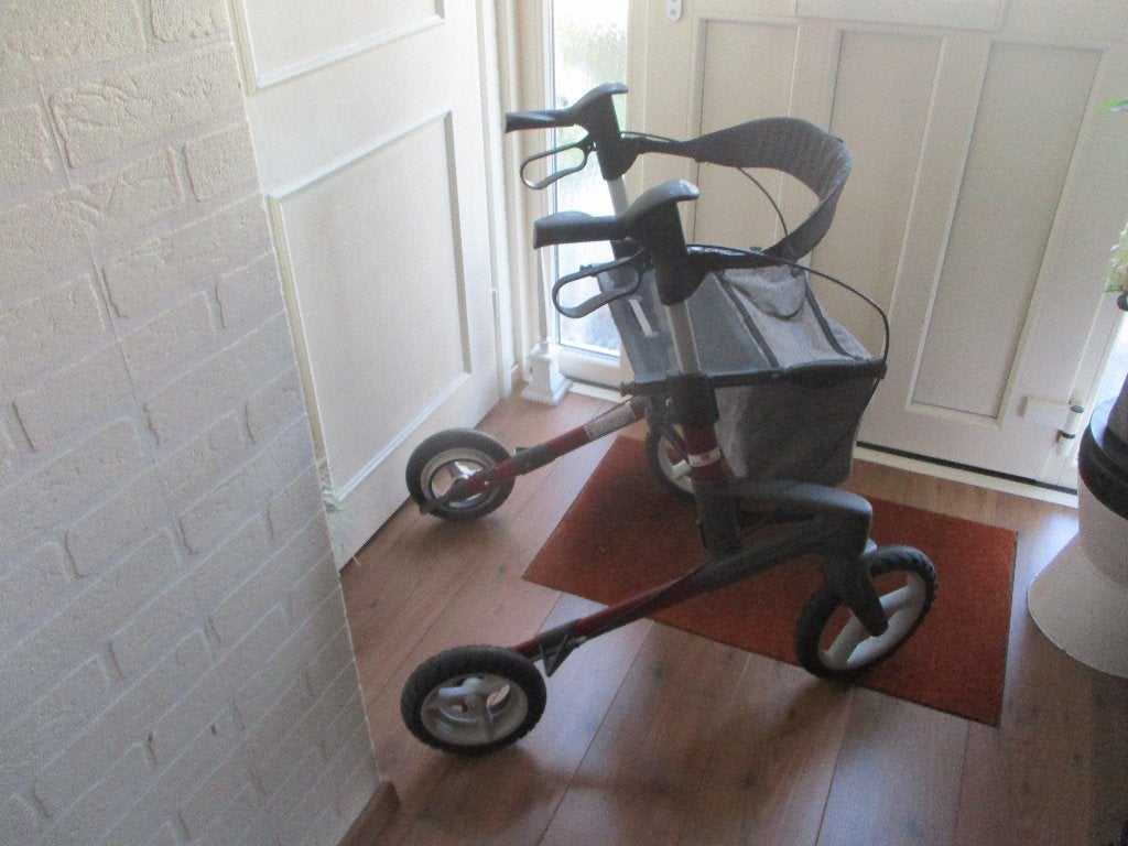 Rollator Topro Olympos,A.T.R.Slim, M.v.a 150,00e, Diversen, Ophalen, Lichtgewicht, Gebruikt