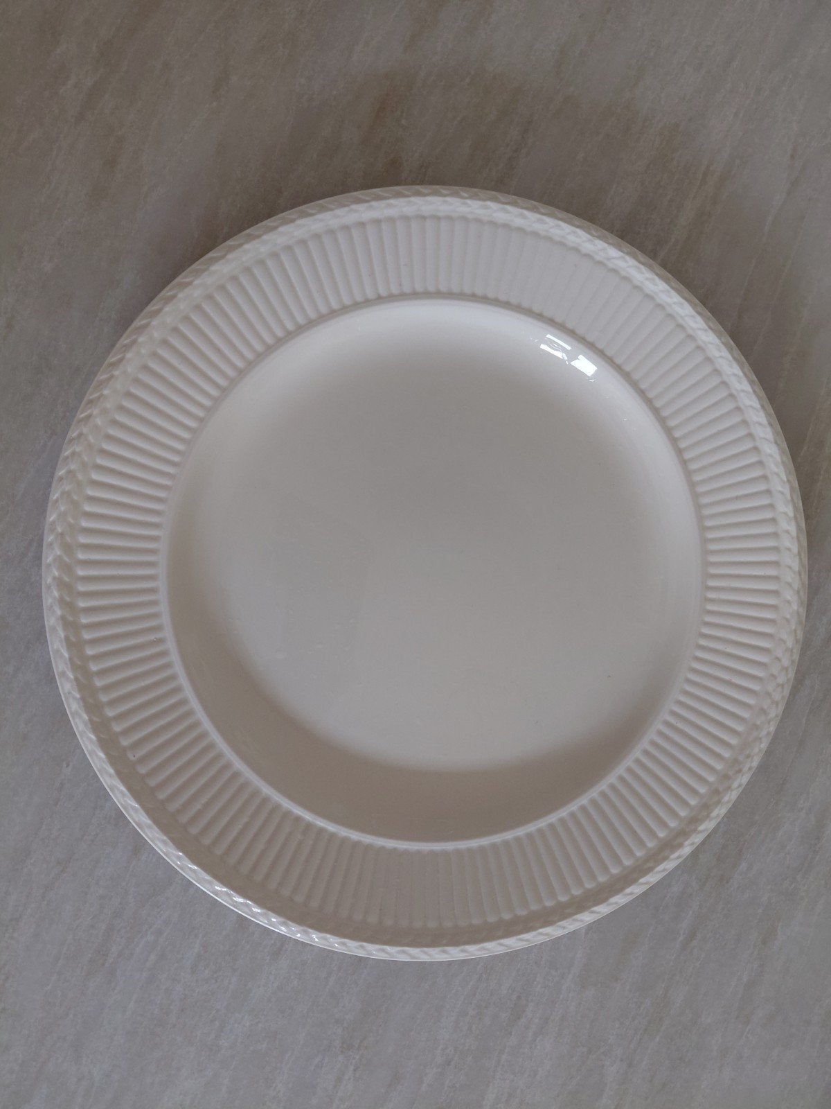 Wedgwood Edme Serveerschaal/ taartschaak- 32,5 cm, Antiek en Kunst, Ophalen of Verzenden