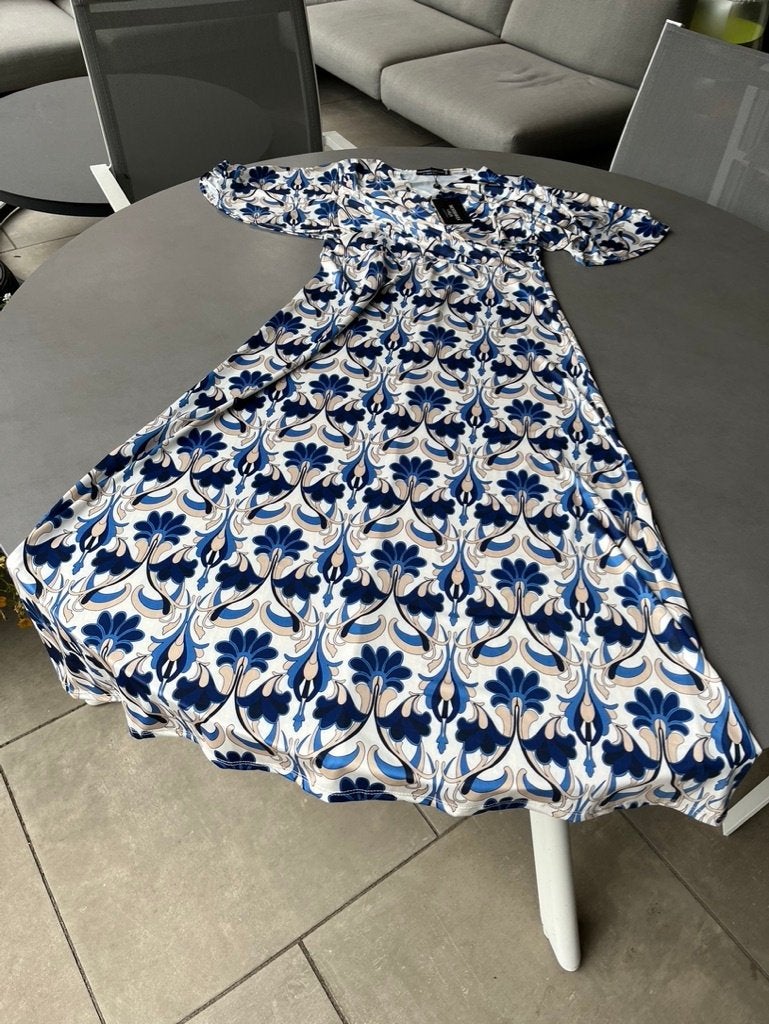 Nieuwe blauw/beige Musthaves by Elja travel jurk, maat S/M, Maat 38/40 (M), Musthaves, Nieuw, Onder de knie