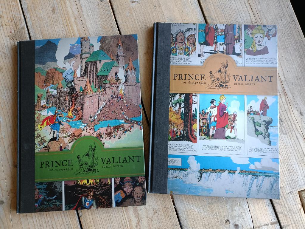 Prince Valiant Luxe Hardcover, Engelstalig # 2 en 6, Harold Foster, Ophalen of Verzenden, Zo goed als nieuw, Meerdere stripboeken