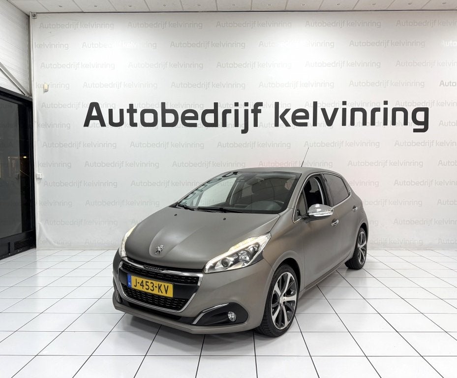 Foto 2 van Peugeot 208 1.2 PureTech Allure Bovag Garantie Airco