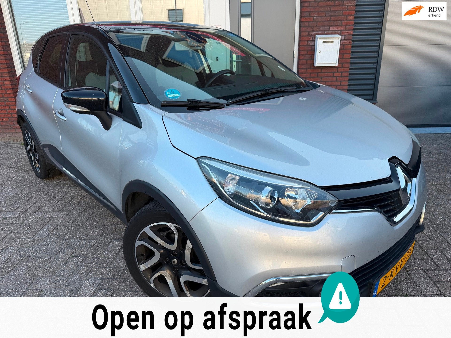 Renault Captur 0.9 TCe Dynamique / Navi / PDC / Ketting vv /, Voorwielaandrijving, Stof, Gebruikt, Met garantie (alle)