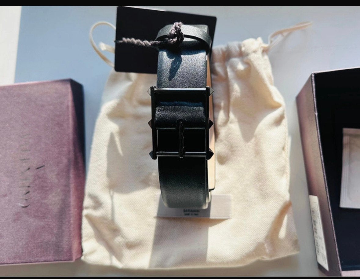 Original Valentino Garavani leather belt, made in Italy., Ophalen, Zo goed als nieuw