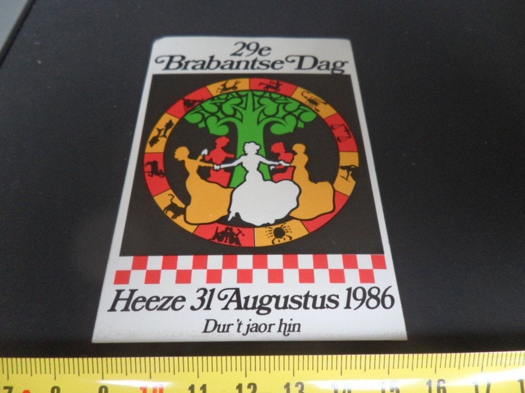 sticker heeze 1986 29e brabantse dag dur 't jaor hin, Ophalen, Zo goed als nieuw