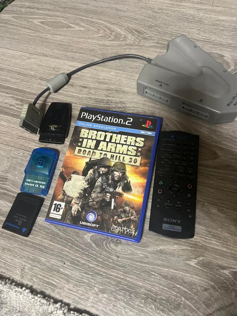 Brothers in Arms: Road to Hill 30 PS2 met accessoires, Spelcomputers en Games, Ophalen of Verzenden, Zo goed als nieuw