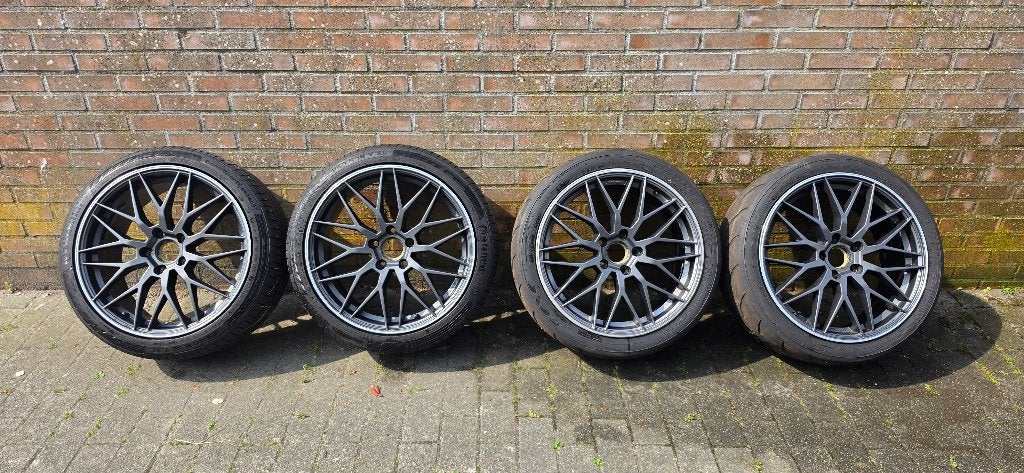 AEZ Crest Graphite 18 inch velgen met band, Auto-onderdelen, Banden en Velgen, Ophalen, 18 inch, Velg(en), Personenwagen