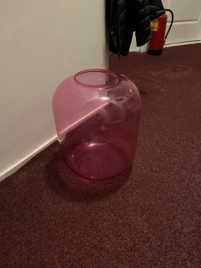 Mooie roze siervaas, Ophalen, Gebruikt, Overige kleuren, Glas