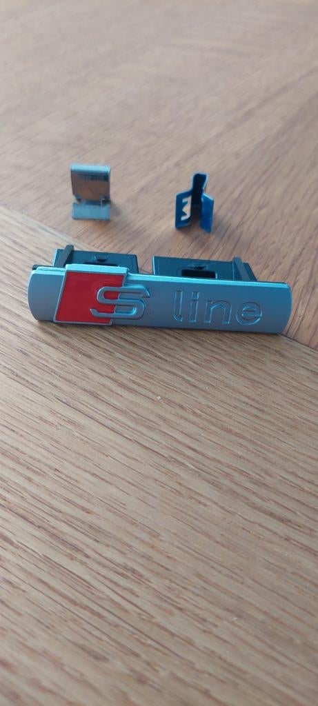 Audi S line grille embleem - Nieuw, Ophalen of Verzenden, Nieuw, Audi